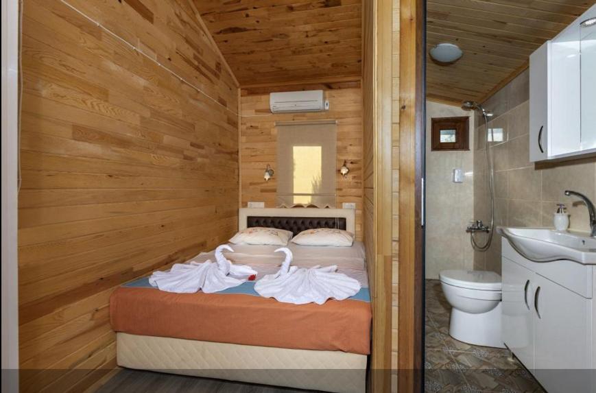 Apartament Flora Pansiyon Cirali Kemer Zewnętrze zdjęcie
