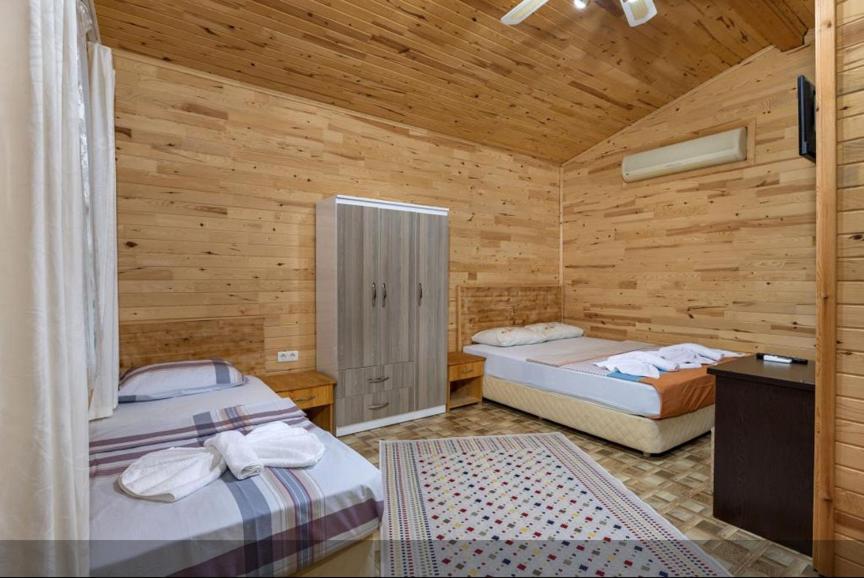 Apartament Flora Pansiyon Cirali Kemer Zewnętrze zdjęcie