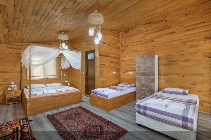 Apartament Flora Pansiyon Cirali Kemer Zewnętrze zdjęcie