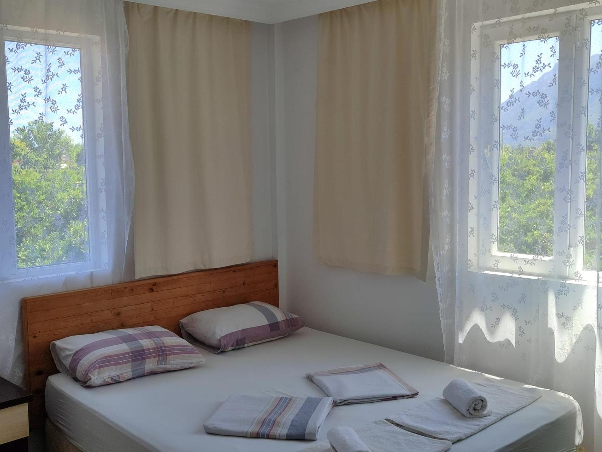 Apartament Flora Pansiyon Cirali Kemer Zewnętrze zdjęcie