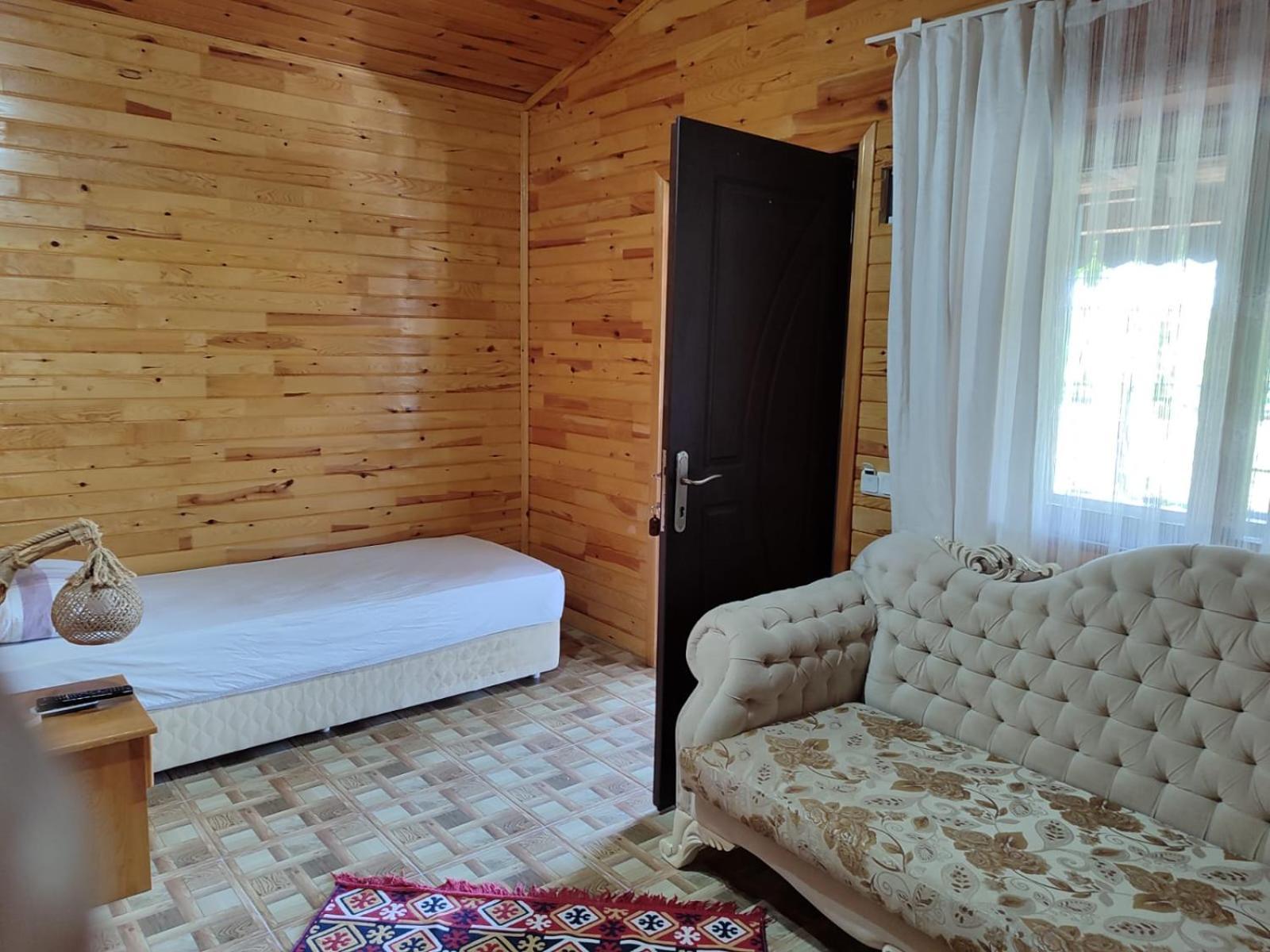 Apartament Flora Pansiyon Cirali Kemer Zewnętrze zdjęcie