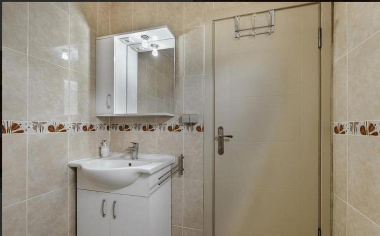Apartament Flora Pansiyon Cirali Kemer Zewnętrze zdjęcie